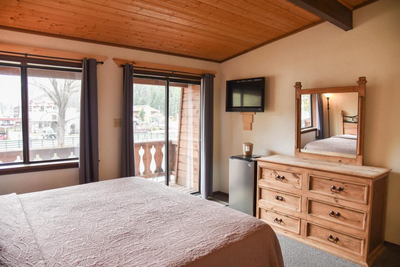 Alpine Lodge Red River Buitenkant foto